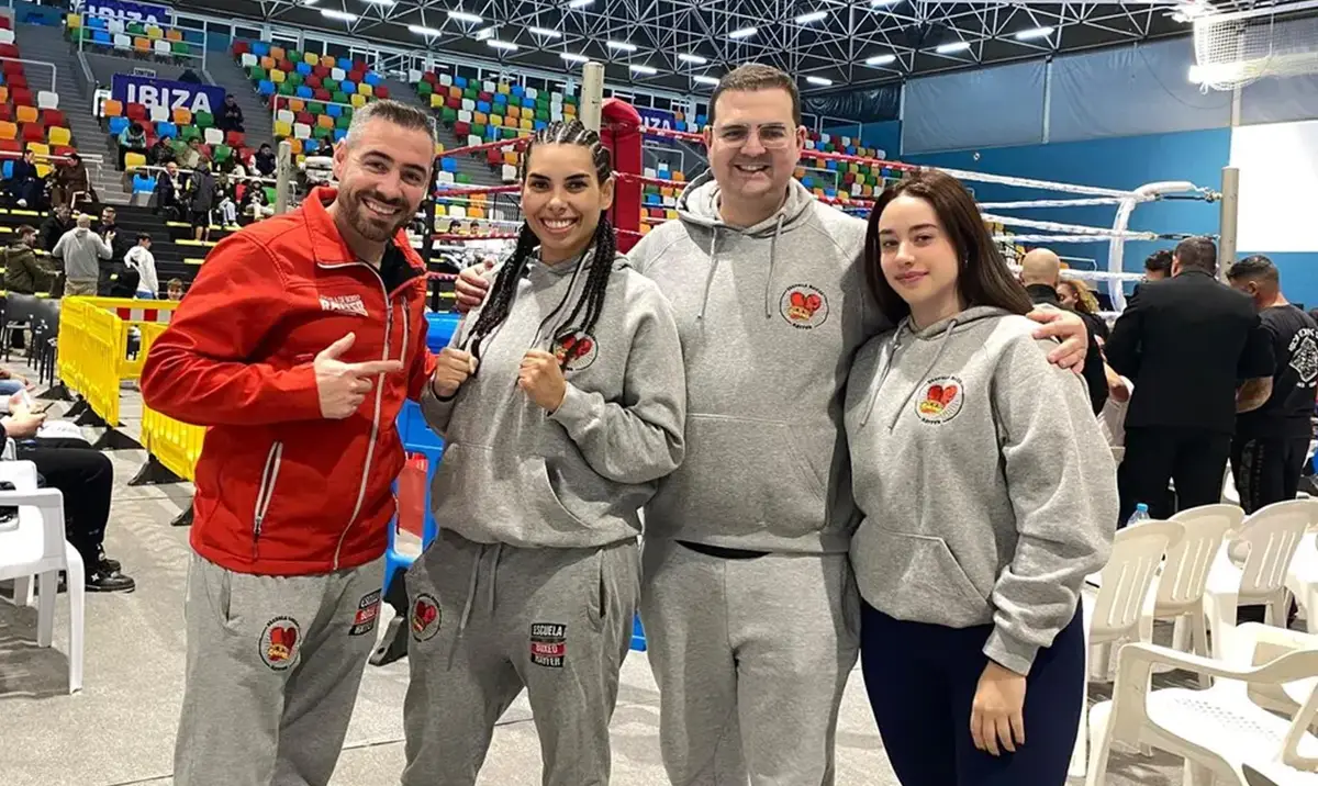 El boxeo femenino centra la atención en el Club Rayfer